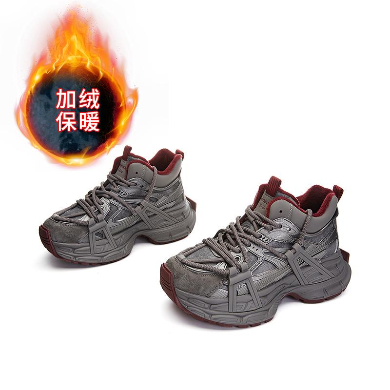 

Suction film sole leather dad shoes women s 2025 winter new casual versatile high-top women s shoes thick-soled velvet sports shoes 40