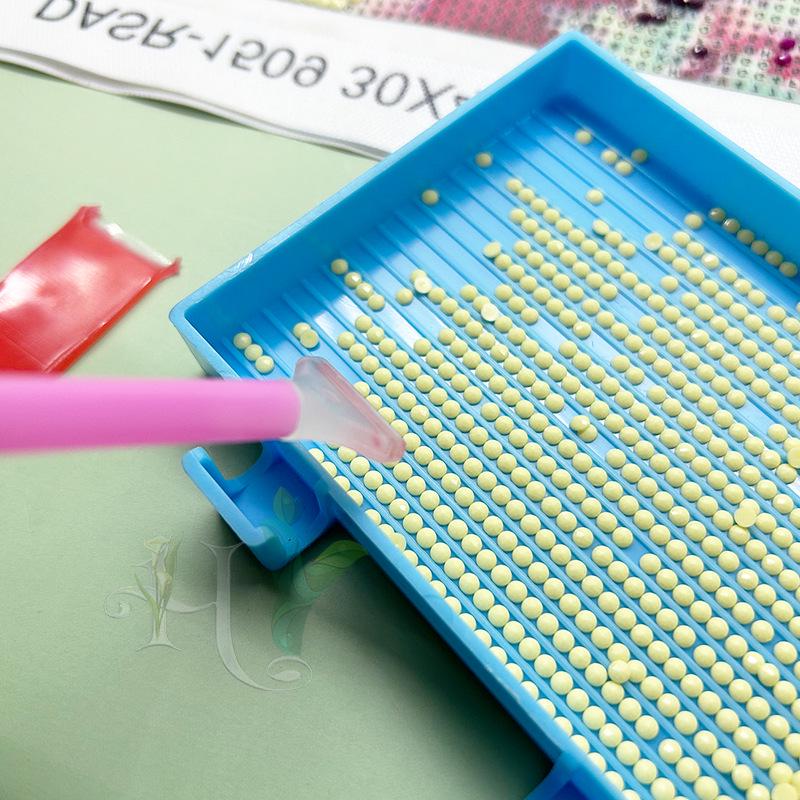 Dual-Use Large Blue Diamond Painting Drill Plate with Pointed Mouth for Square & Round Drills