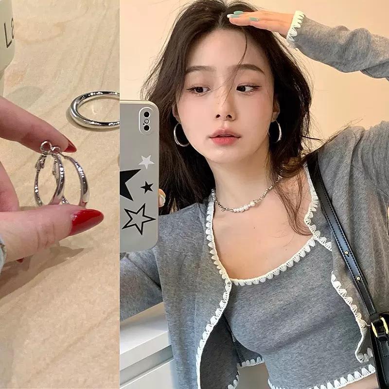 

Корейские минималистичные серьги-кольца из металла для женщин