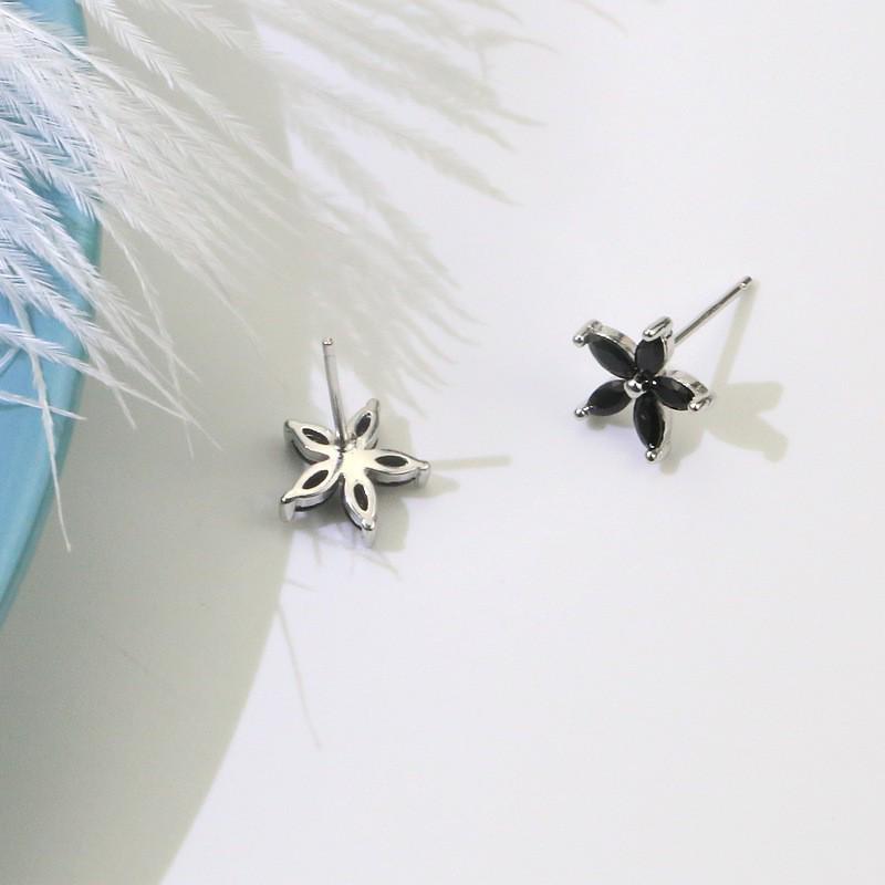 Boucles d'oreilles Studs Mode Coréenne Fleur Noire pour Femmes - Boucles d'oreilles Élégantes, Polyvalentes et Simples