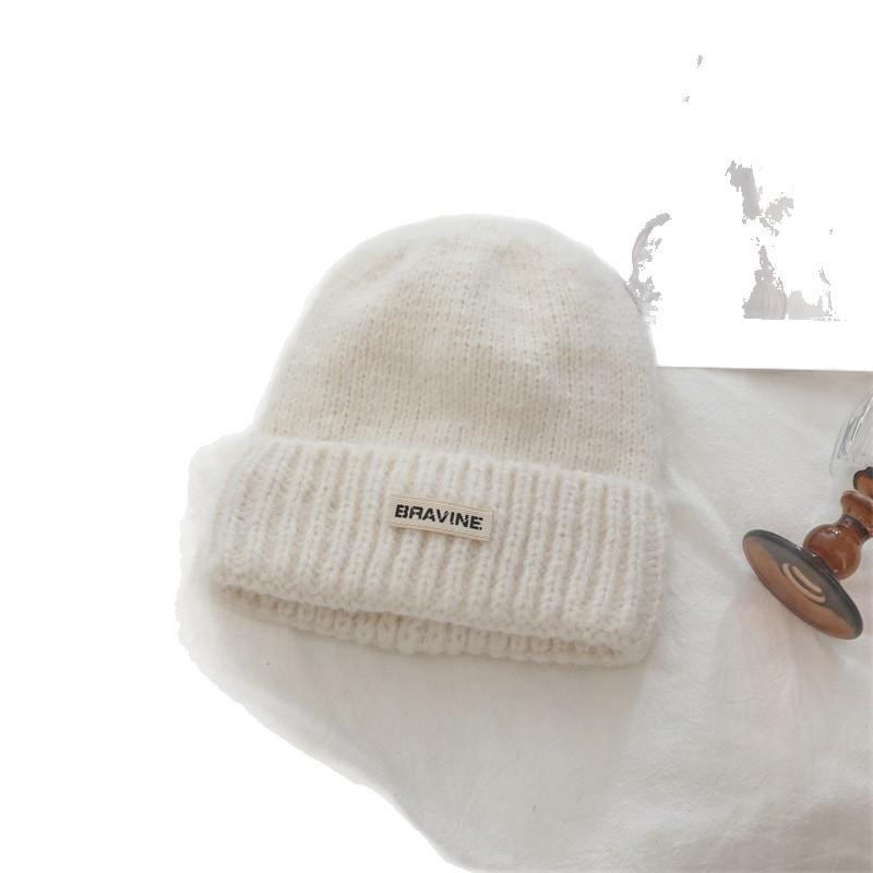 Korean Dopamine Simple Letter Knitted Hat Letter Label Men and Women's Same Wool Hat Women Thickened Warm
