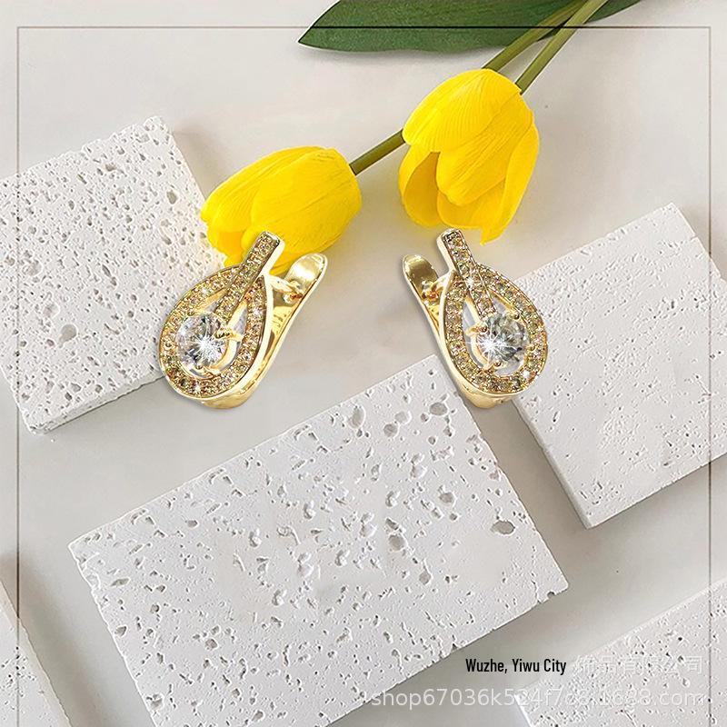 Copper-Inlaid Zircon U-Shaped Floral Pattern Earrings - Elegant and Versatile Women s Fashion Accessory