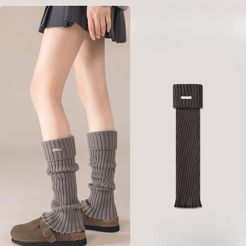 White Knitted Socks for Women in Autumn and Winter, Looking Petite. Mid-calf Leg Covers with Snow Boots, Bokenes and Long Stockings