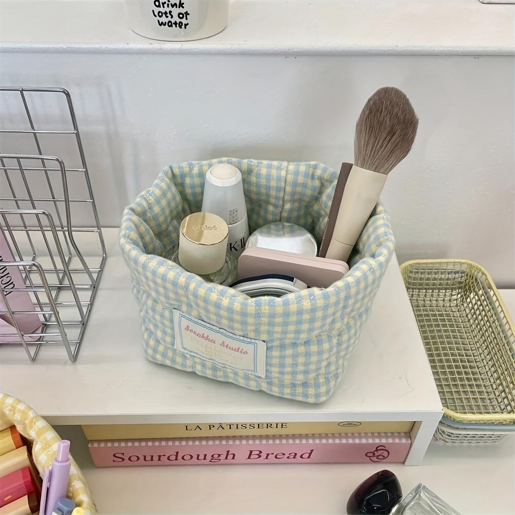 Classic Checkered Heart Pattern Storage Basket, Foldable Open-Top Quilted Barrel-Shaped Organizer, Multi-Scene Desktop Storage