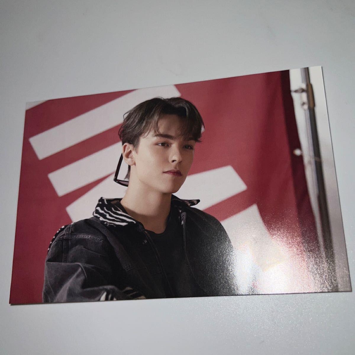 Used SEVENTEEN Vernon attacca life photo bromide postcard Tower Records