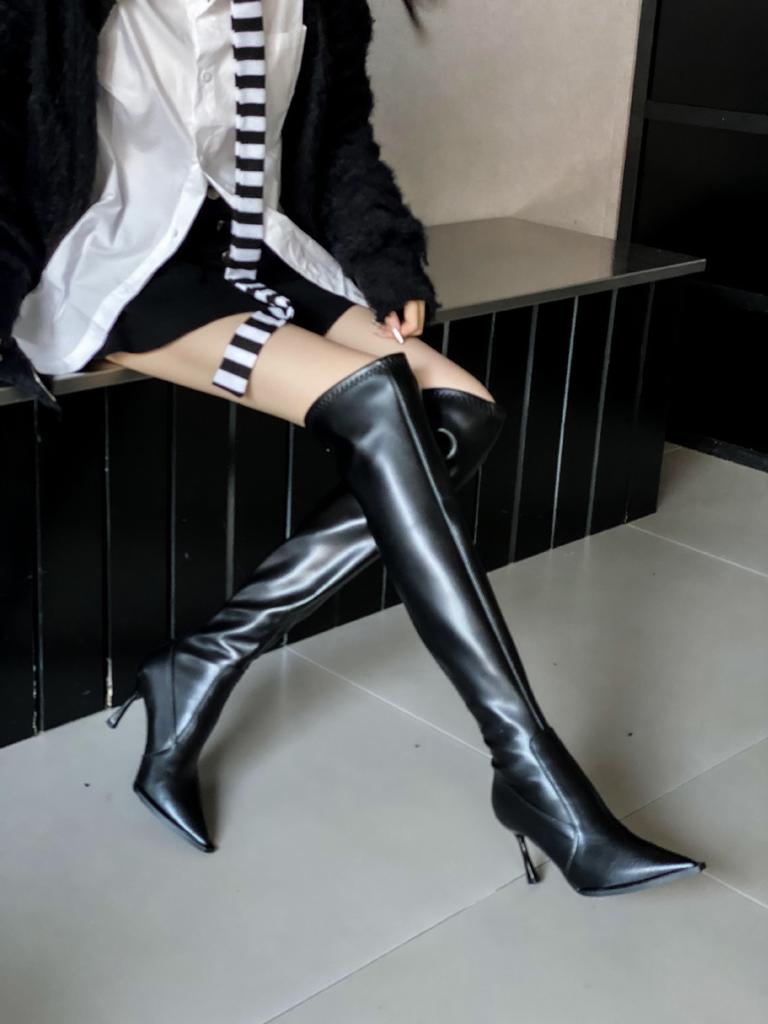 Over-knee boots women's 2025 autumn and winter new pointed thin heel Korean version versatile high heel elastic thin boots white boots