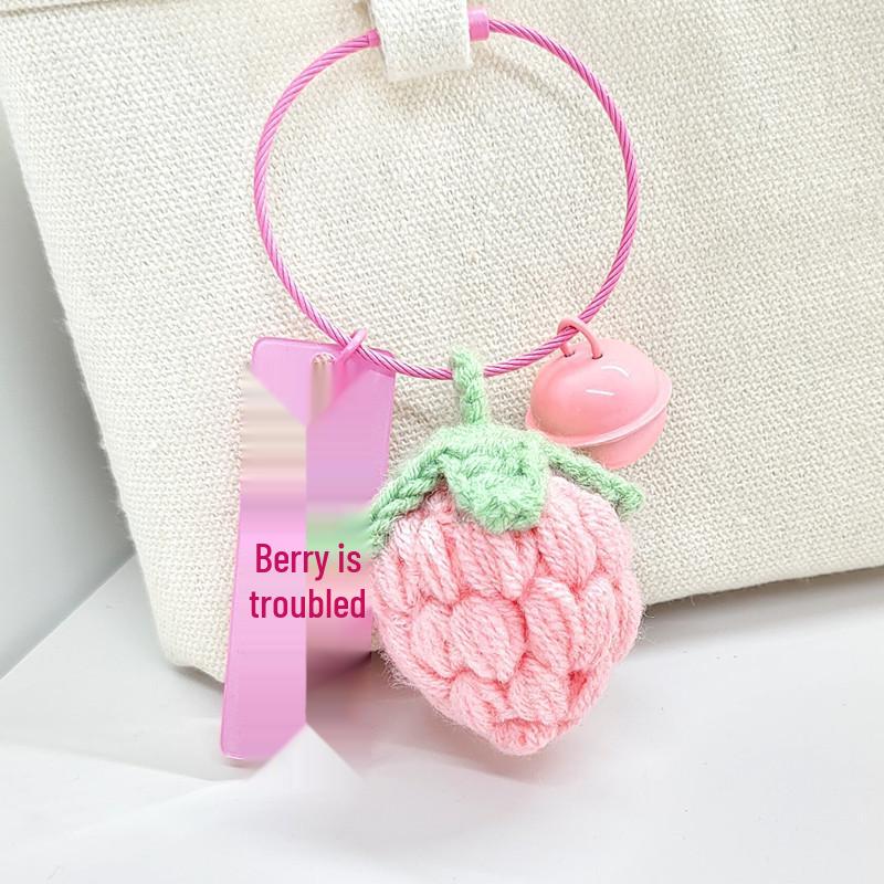 Wool Knitting Peach Keychain: Cute Creative Pendant for Student Backpacks & Gifts
