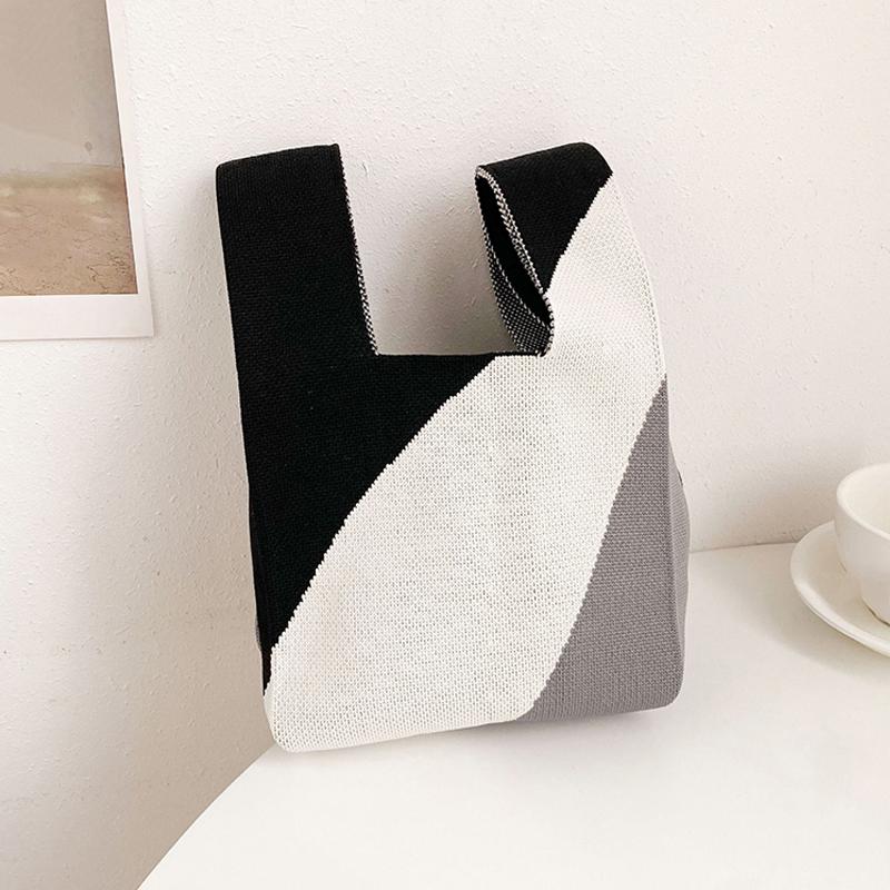 

Yogodlns Black White Knit Handbag Handmade Tote Bag Reusable Shopping Bags Women Girls Casual Knot Wrist Bag Outdoor Storage Bag 20x36cm чорний