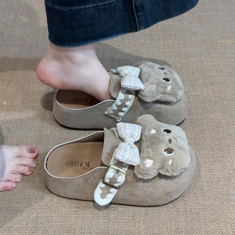 Suède Meisjes Hart Strik Beer Baotou Schoenen Dames 2025 Herfst Schattig Cartoon Mori Retro Veelzijdige Pantoffels