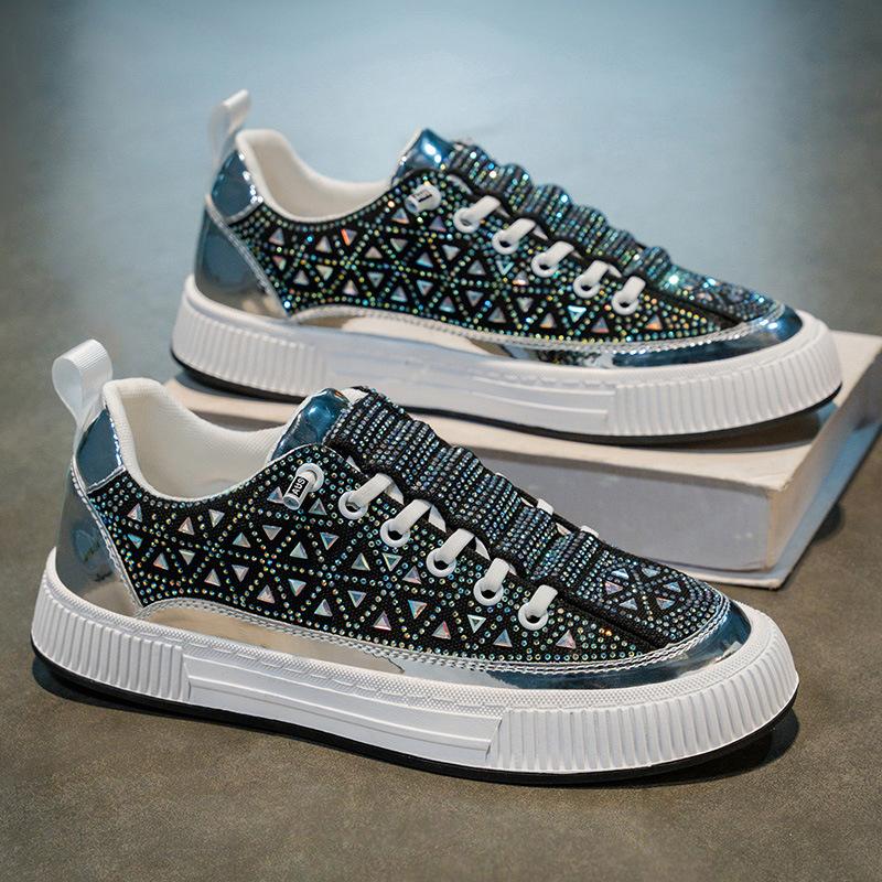 Ein Pedal Luxus Herrenschuhe Live-Übertragung voller Diamanten bunte Sport- und Freizeitschuhe Jugend Punk glänzend Hot Diamond Board Schuhe