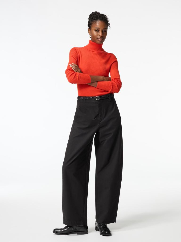 Uniqlo Low Rise Leg Pants  Leg Length 77 Cm  Long Length 