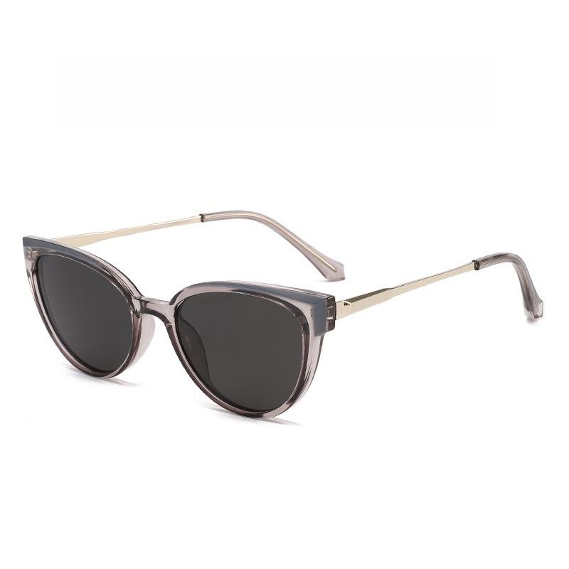 Outdoor Sports UV Resistant Driving Sunglasses for Women Fashion Cat Eye Luxury Design Eyewear Female High End Sunscreen Goggles