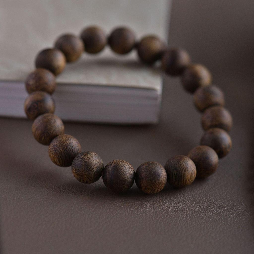Hainan Yingge Green Qinan Agarwood Men's Bracelet - 108 Beads, Old Material, Plain Wengwan Buddhist Prayer Beads