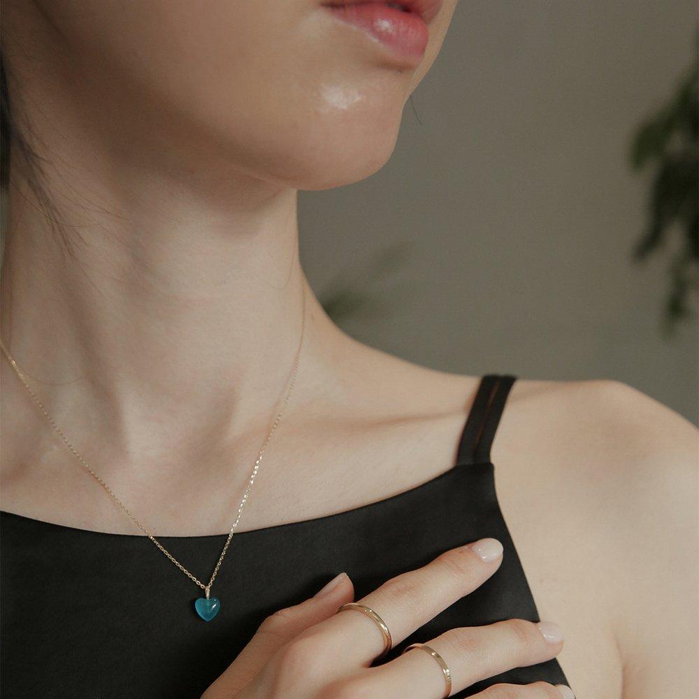 [Modernlike] 14K Gold 14K Blue Quartz Crystal Heart Pendant