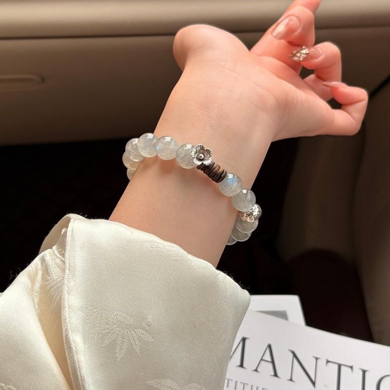 Handmade Gray Moonstone Crystal Bracelet With Agarwood Bead New Chinese Style Zen Womens Single Circle