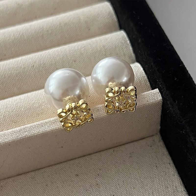 

Жемчужные серьги Женские серьги высокого класса Ювелирные украшения для ушей Серьги-пусеты высокого класса Нишевый дизайн Легкая роскошь