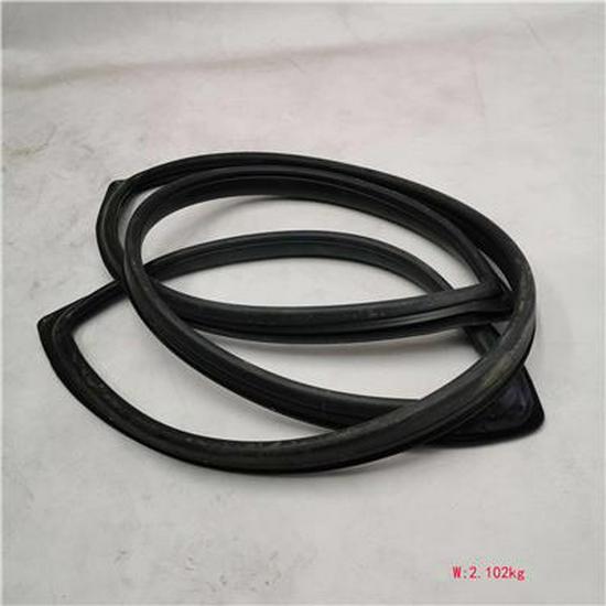 Foton Front Windshield Sealing Strip L0521020008A0