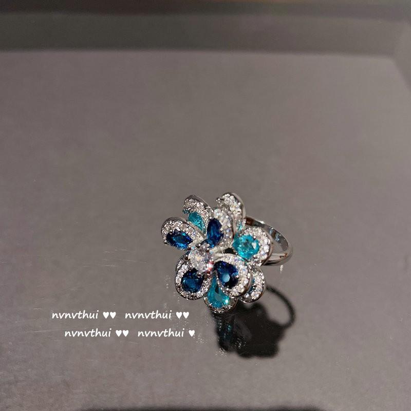 Vintage Floral Heart Earrings With Multifaceted Sea Blue Zircon Drops Copper Post Womens Jewelry