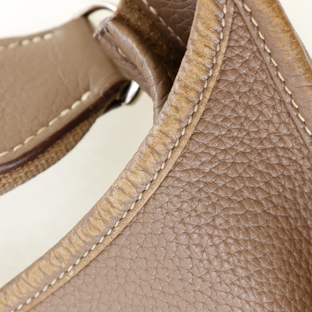 Hermes Geantă de umăr Evelyne3 GM Etope Feronerie argintie Taurillon Clemence Femei Folosită