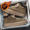 Sapatos masculinos de cano alto inverno preto versátil de cano médio tênis de skate esportivos sola grossa masculinos de inverno veludo quente e à prova de frio sapatos de algodão