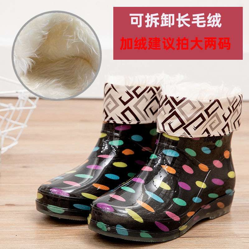 Fashion kitchen work waterproof shoes rain shoes rain boots women's summer adult treading rubber shoes short tube non-slip cover shoes water boots