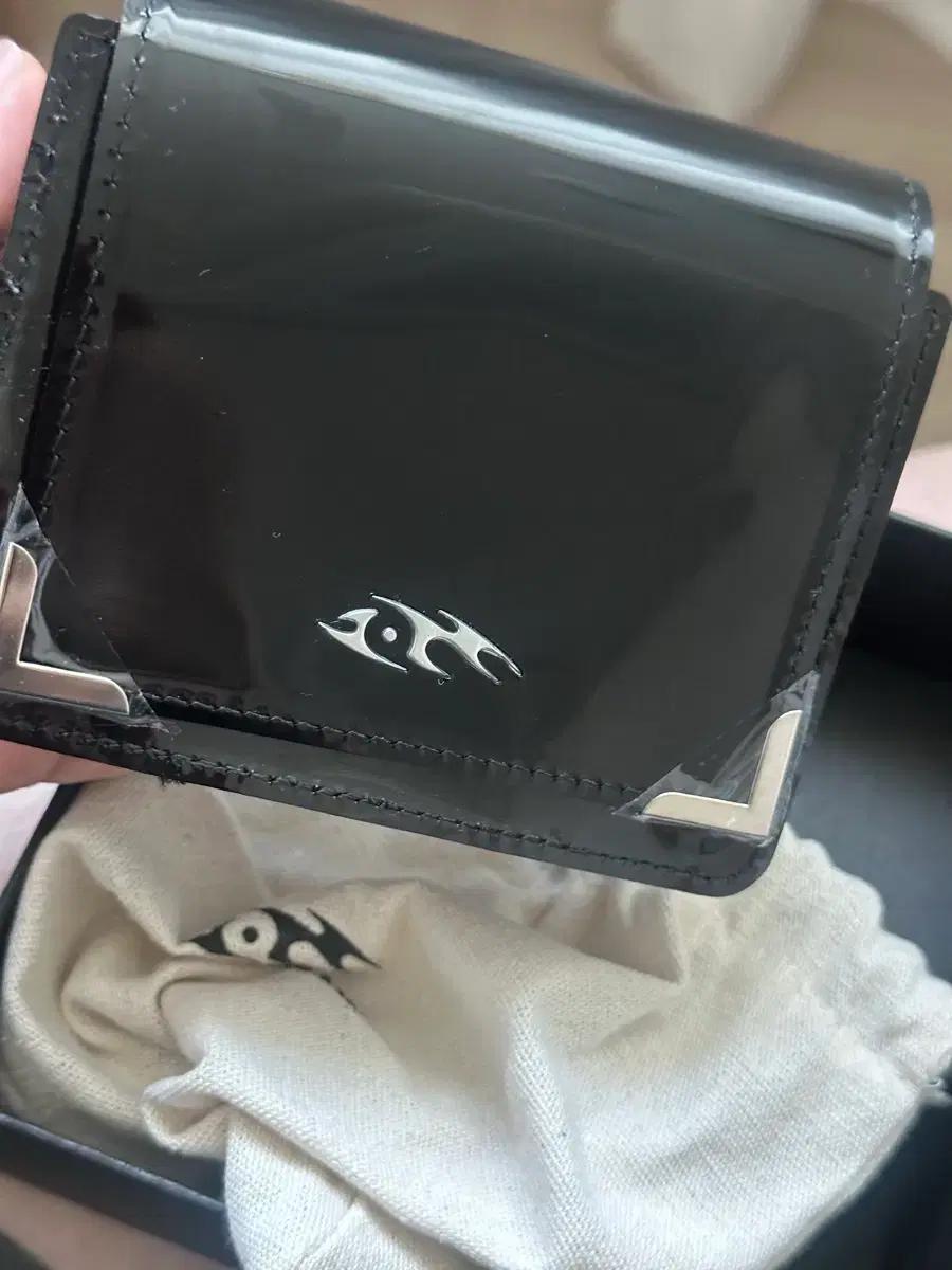 

MONSTA X IM Showcase Chain Mini Bag