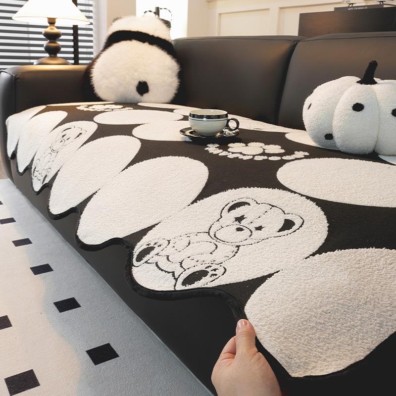 Cartoon Autumn And Winter Sofa Cushion  New Four-Season Universal Non-Slip Leather Sofa Seat Cushion Straight Row Sofa Cover Towel
