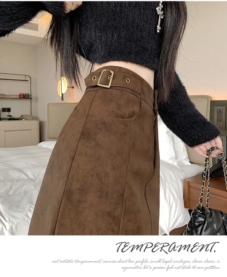 Coffee Suede A-Line High Waist Thickened Short Skirt - Plus Size Women's Hip-Hugging Slim Fit for Spring and Autumn