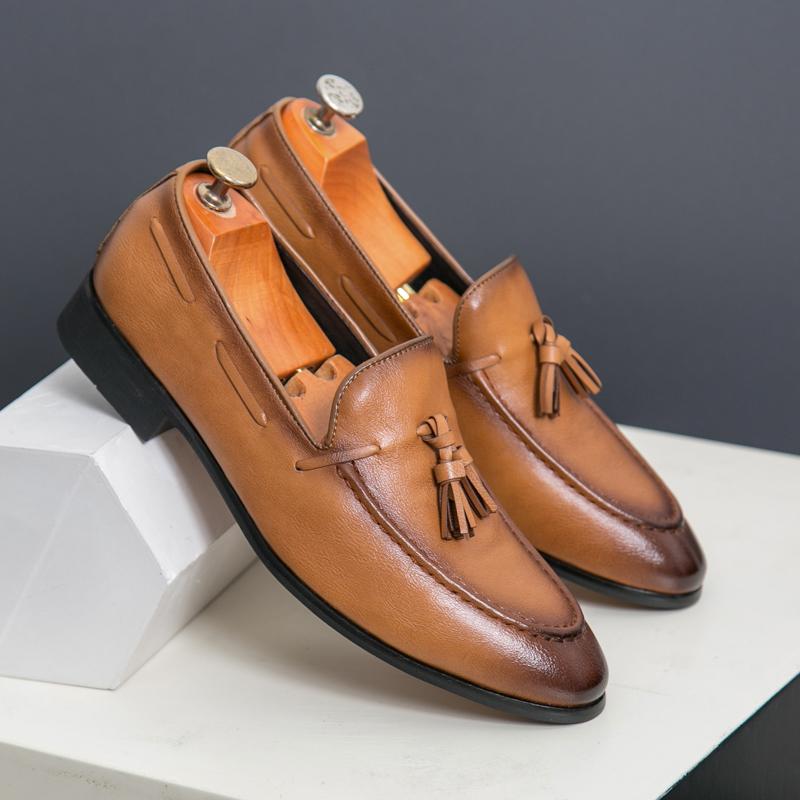 Fashion Men Business Tassel Shoes Men Shoes with Casual Comfortable  Fashionable Pointed Loafers British Banquet Men's Shoes Sizes 38-46