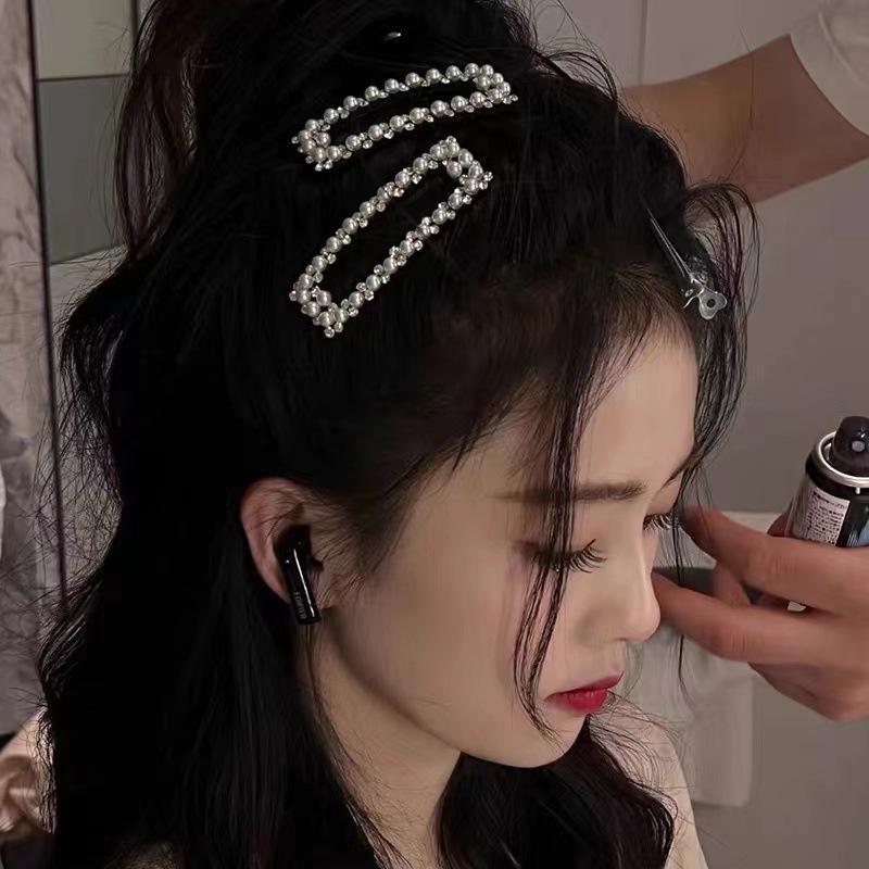 Pearl Hair Clip for Women, Adult Hair Accessory, Fragile Hair Clip, Side Bang Clip, Side Cl, BB Clip, Pin.