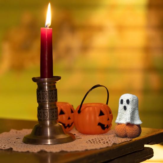 Halloween Crochet Ghost Decor Handmade Knitted Ghost Doll Funny Surprise Gag Gift for Women Friends Sister Bestie