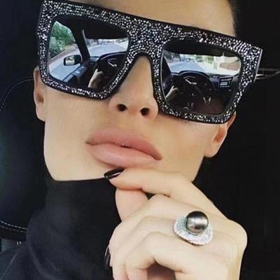 Nadrozmerné lesklé slnečné okuliare pre ženy Módne štvorcové slnečné okuliare Trendy odtiene Diamantové okuliare New Beach Sunnies