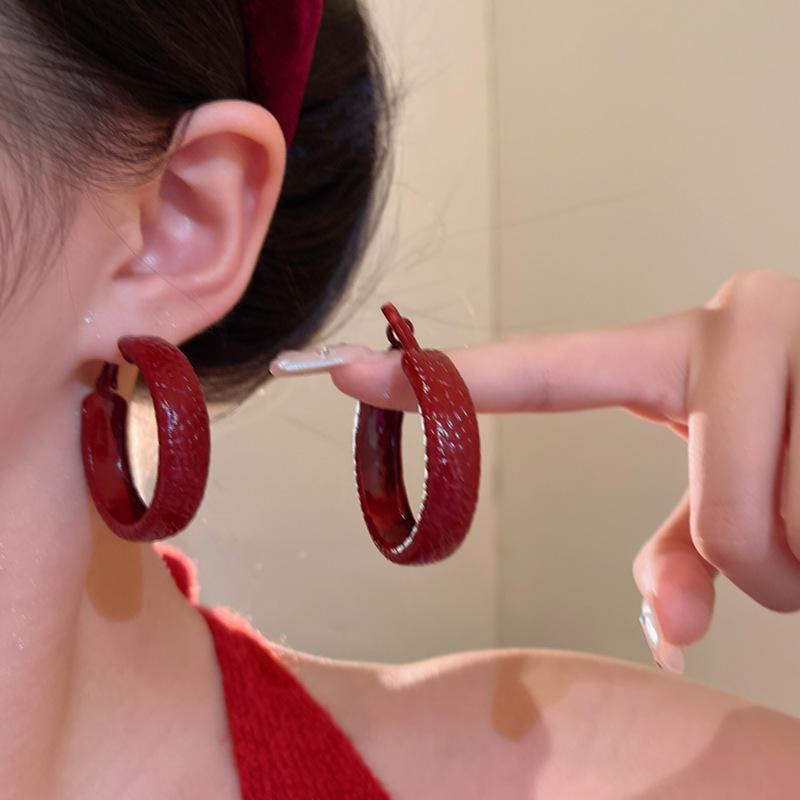 Vintage Ankara Red Geometric Circle Earrings Women's Hong Kong Style Temperament High-end Stud Earrings Fashion Versatile Earrings