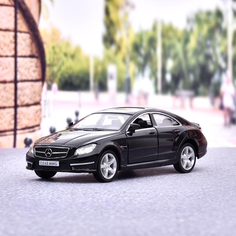 

1:36 Mercedes Benz CLS C63 S600 AMG Моделі автомобілів з литого металу з високою імітацією, Розкішний колекційний іграшковий автомобіль з легкосплавного металу для дитини чорний