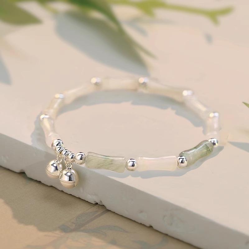 

Bamboo Bell Bracelet: Elegant Chinese Style for Newcomers