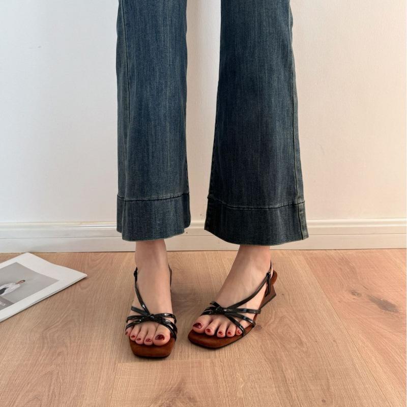 Fairy wind gentle weaving temperament square head open-toed sandals female French design thick heel cool slippers