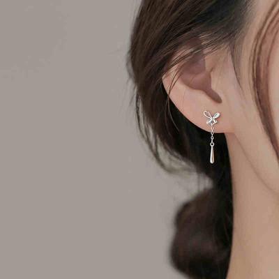 Butterfly Water Drop Earrings, Small Fresh, Fashionable And Literary Temperament Earrings Show Face, Thin And Long Fringed Earrings.