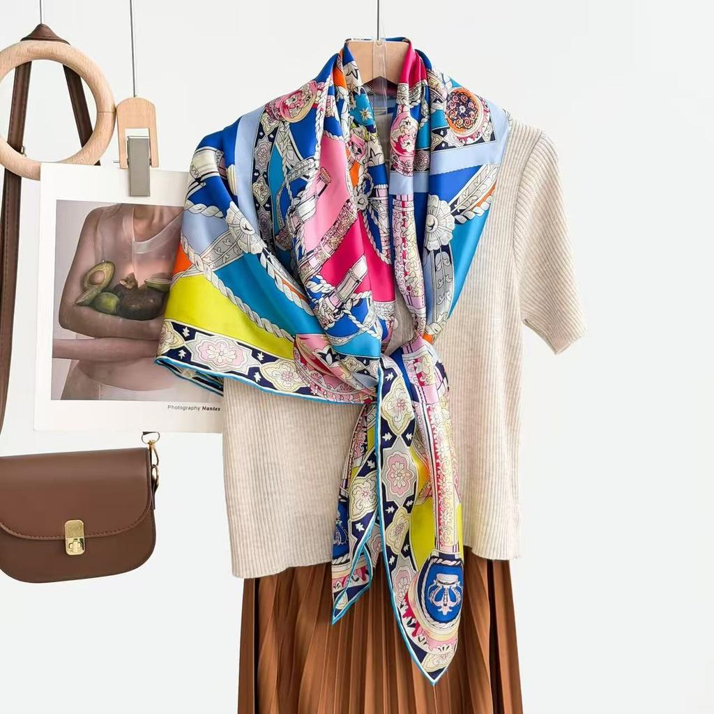 New fashion 111 mulberry silk silk scarf, women's Spring Festival gift for elders to keep warm 111 silk collection