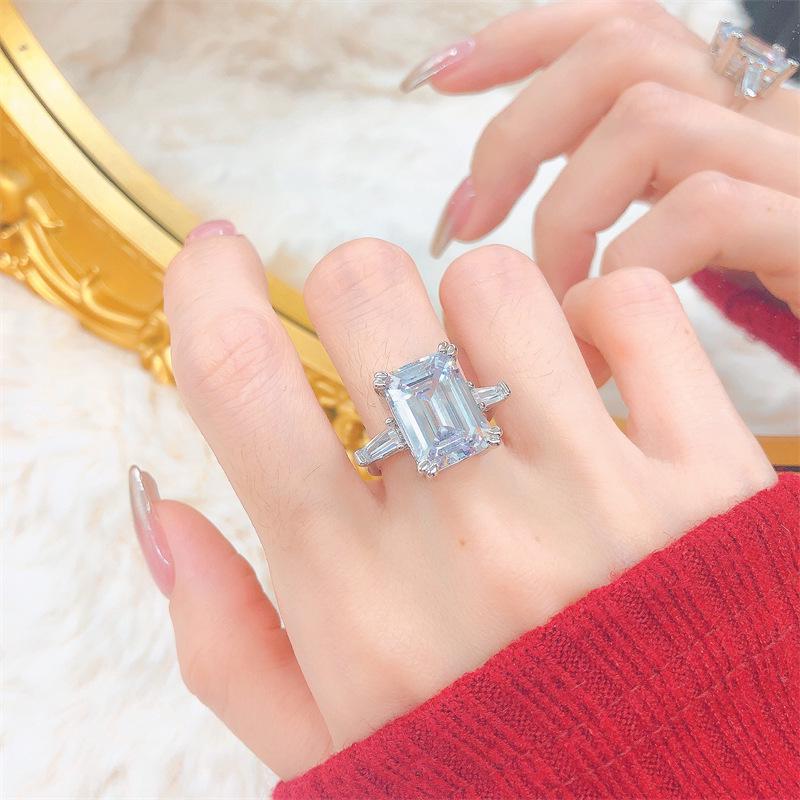 Openable Rock Candy Ring: Elegant Women s Luxury and Versatile Style Adjustable Open Design