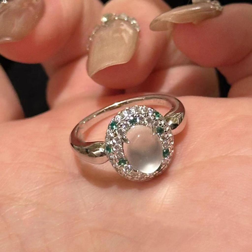 "The Wizard Of Oz" Chinese Chalcedony Ring Female Foam Jade Branch Frozen Diamond Pigeon Egg Index Finger Ring
