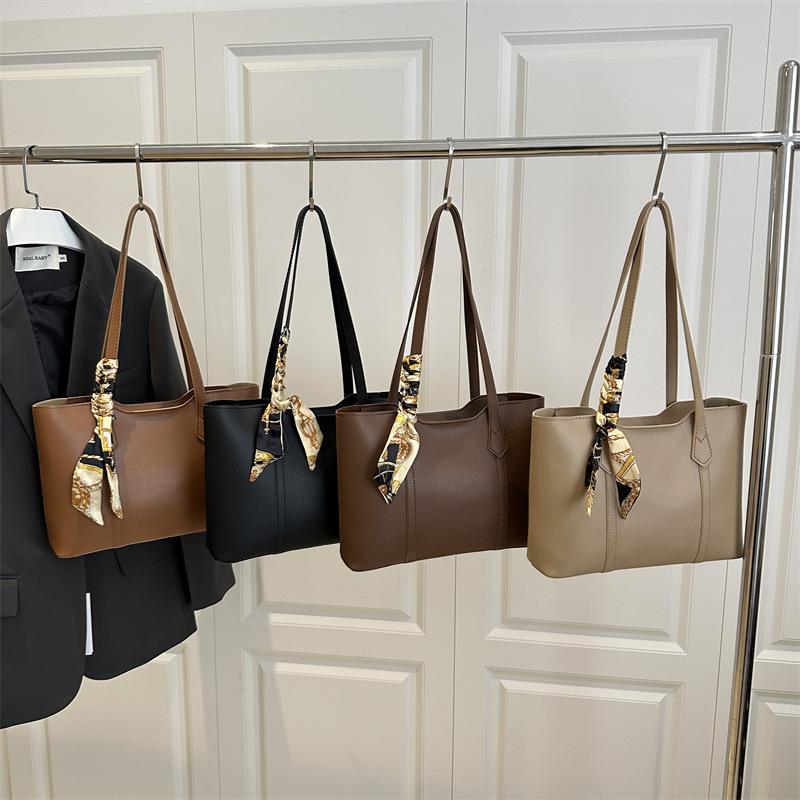 Fashion Versatile Retro Commuter Shoulder Bag Simple Tote Bag College Student Class Bag Women's Bag