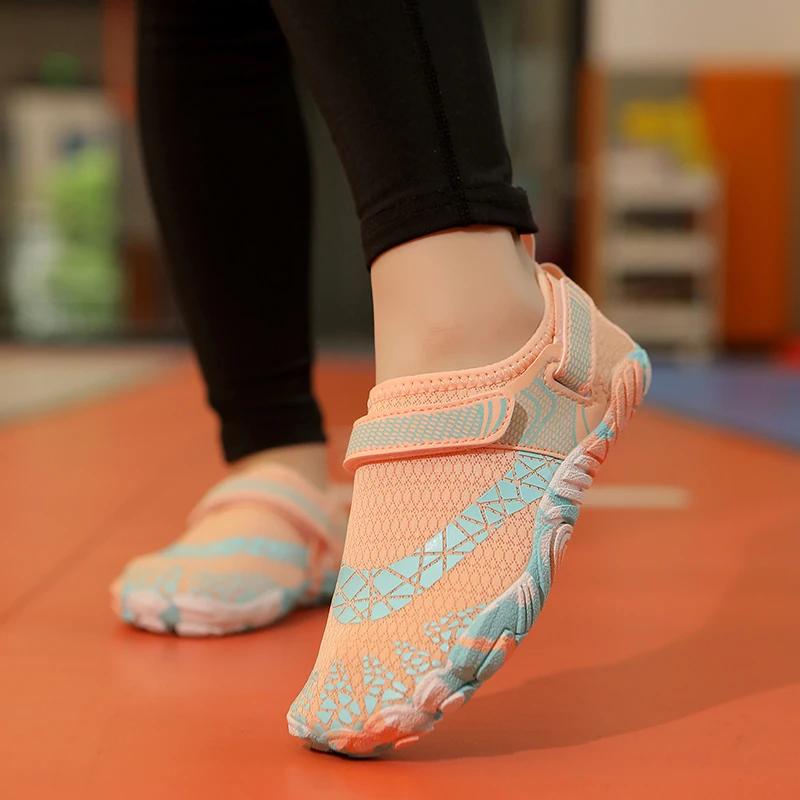 Family Style River Tracing Shoes Swimming Shoes Fast Drying Breathable Sports Shoes Beach Barefoot