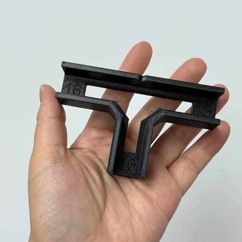 Giunti di Rinforzo Angolare in Plastica a T Supporti per Giunzione di Progetti in Legno da Interno e Riparazione Mobili, Set da 4