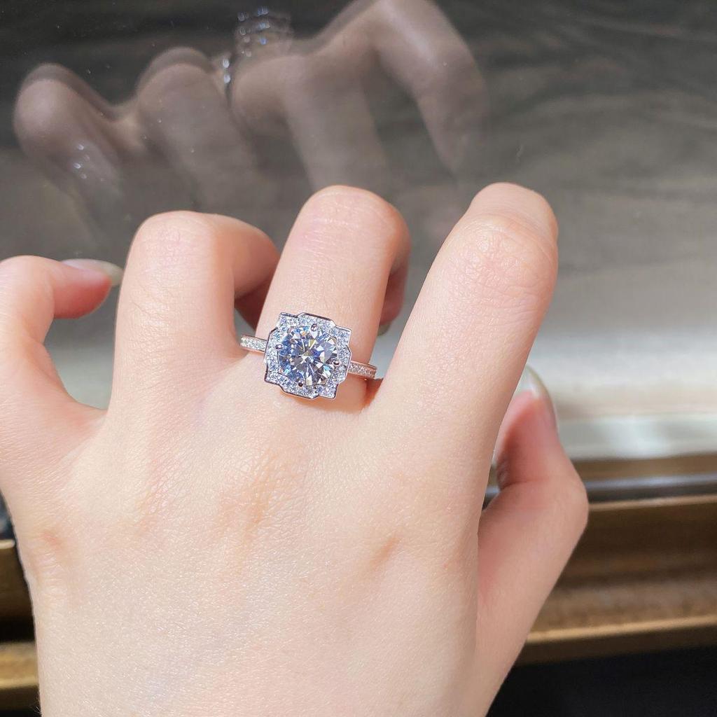 925 Sterling Silver Moissanite Women's Classic Four-Prong Ring, PT950 Plated.