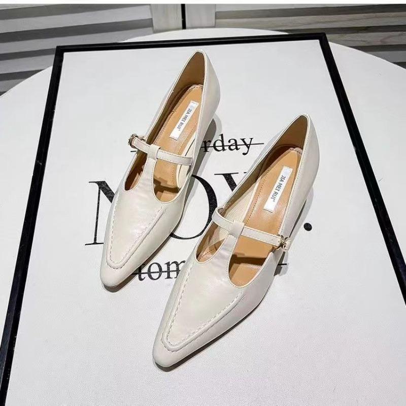 2024 Woman Fashion Pointed Toe Buckle Shoes Apricot Retro Kawaii Solid Female Shoes Flats Casual Shallow Mouth Mary Jane Shoes