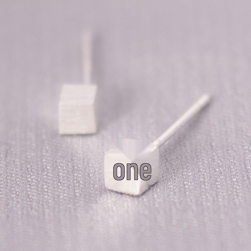Ohrstecker mit s925 Silbernadel im koreanischen Stil für Damen – Minimalistisches & Persönlichkeitsdesign