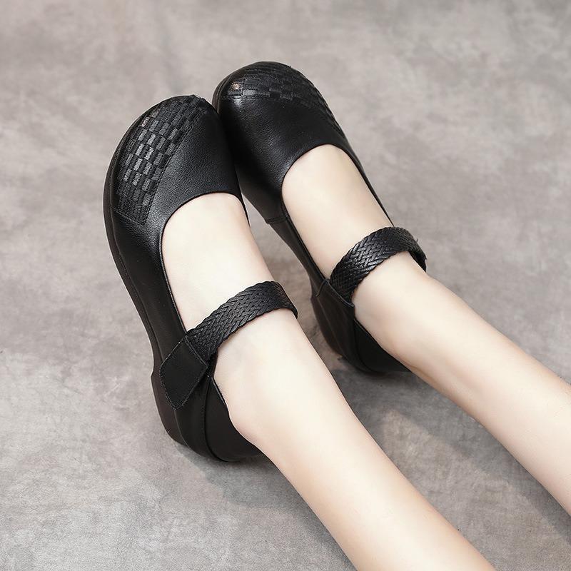 Spring new flat-soled mother shoes genuine leather casual women's shoes first-layer cow flat heel shallow mouth women's single shoes