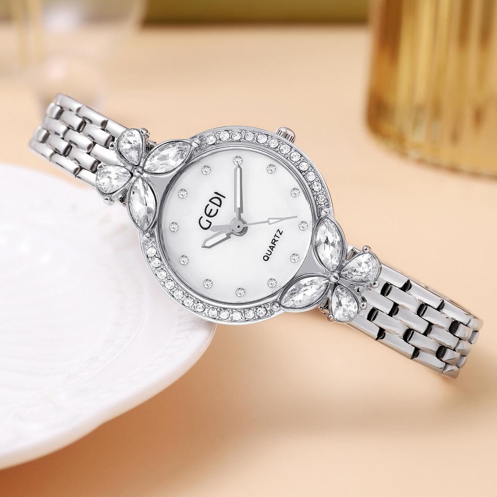 Creative Petal-Shaped Luxury Large Rhinestone Alloy Steel Belt Quartz Watch
