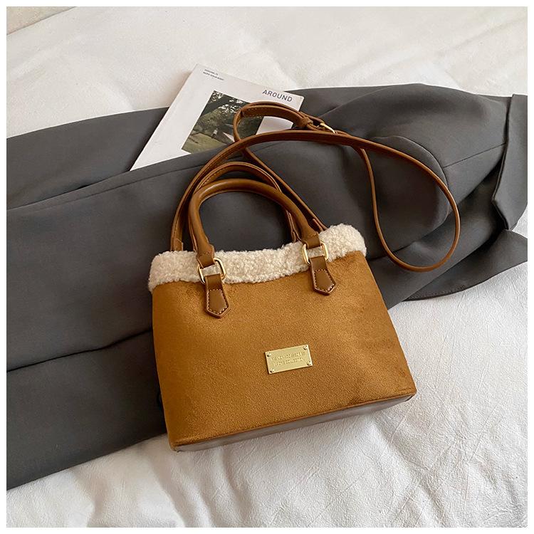 

Trendy plush bag women s winter plaid portable bucket bag high value shoulder messenger bag