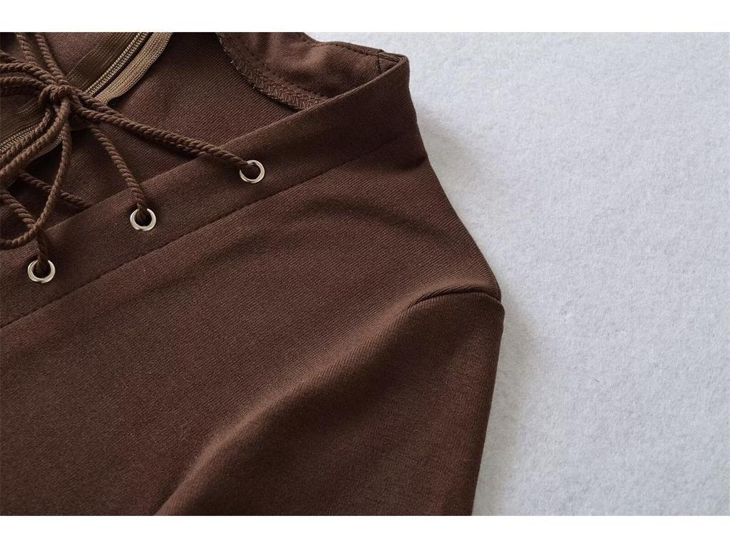 Eleganter Bodysuit mit tiefem V-Ausschnitt, Schnürung und kurzen Ärmeln: Damen Schlankheits-Stretch-Passform
